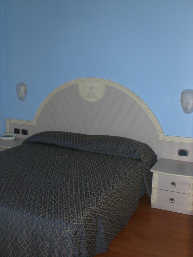 Orchidea Residence Hotel Finale Ligure Exterior photo